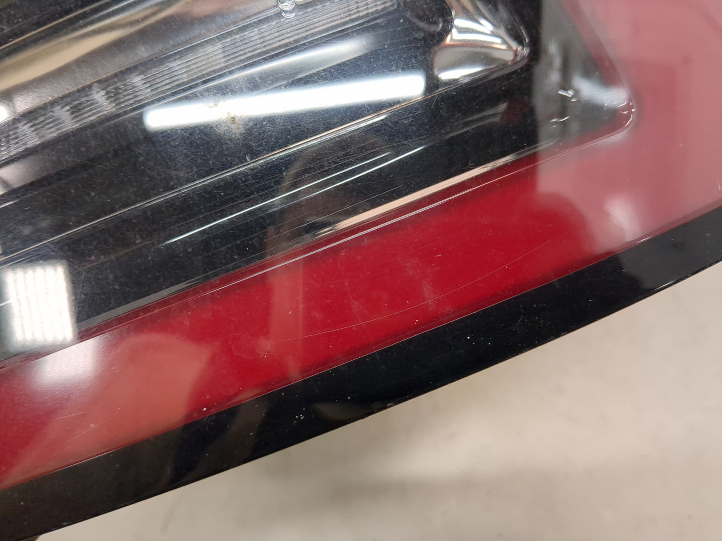 Фонарь задний правый