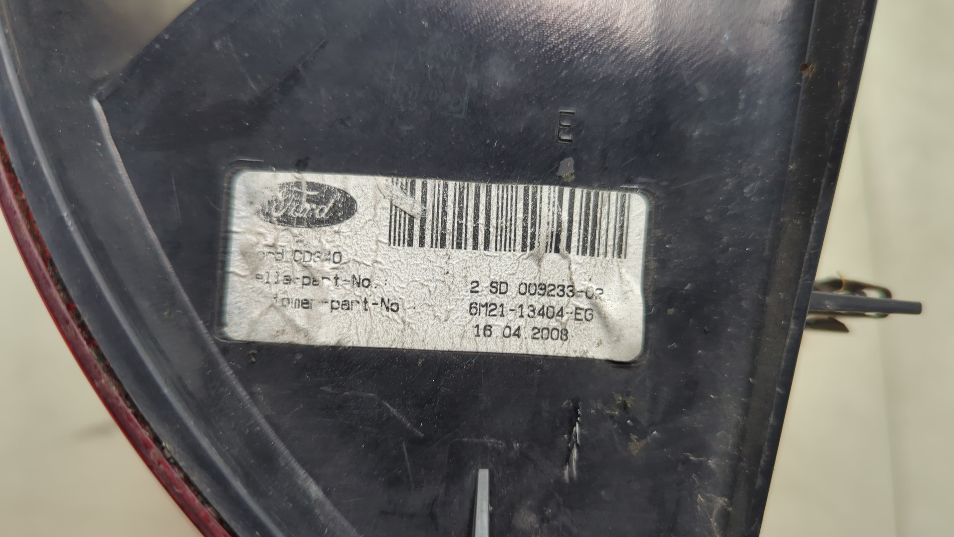 Фонарь задний правый