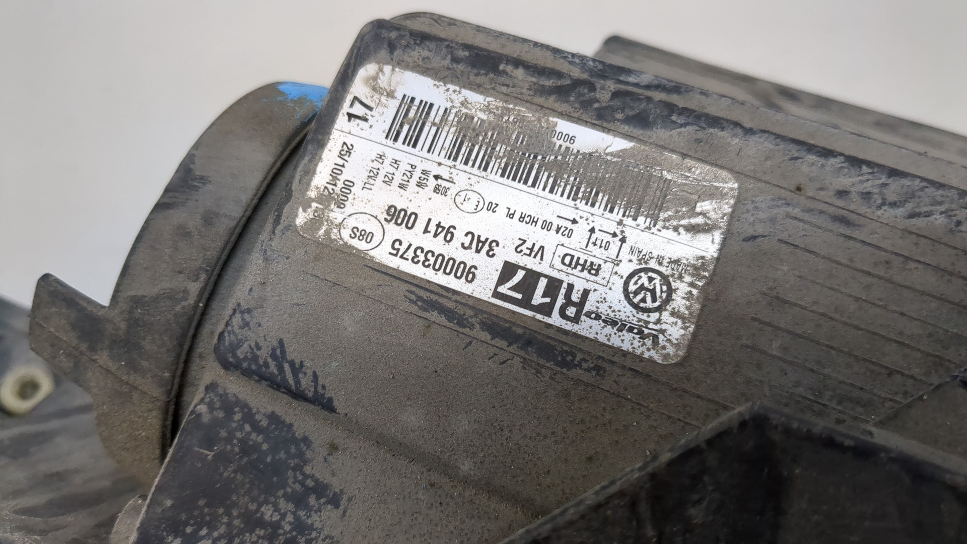 Фара правая