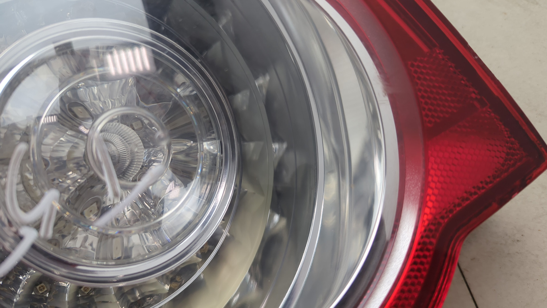 Фонарь задний левый