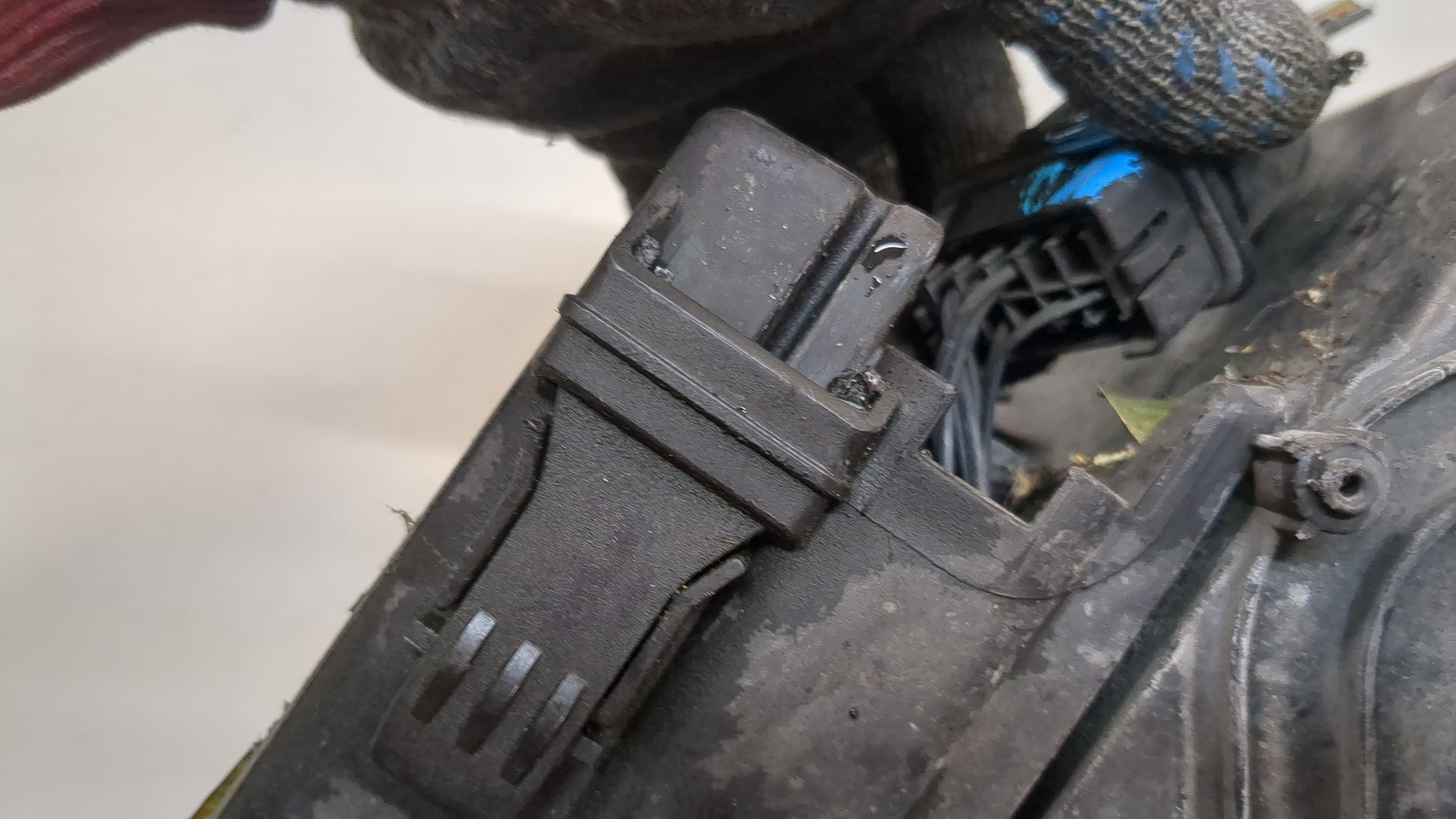 Фара правая