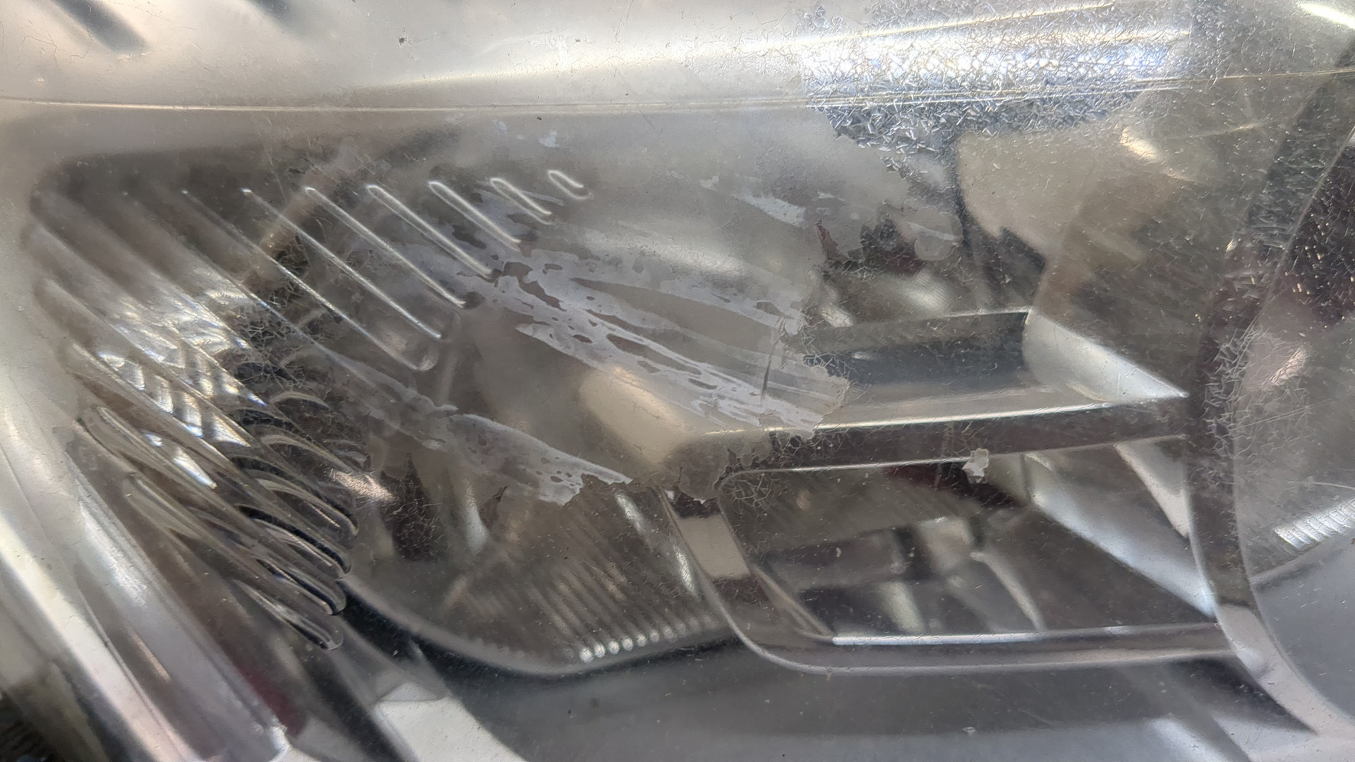 Фара правая