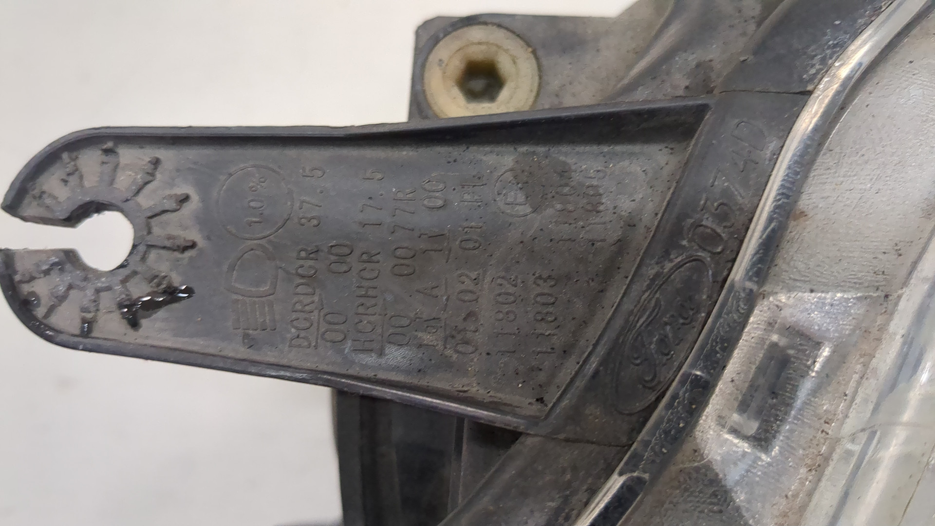 Фара правая