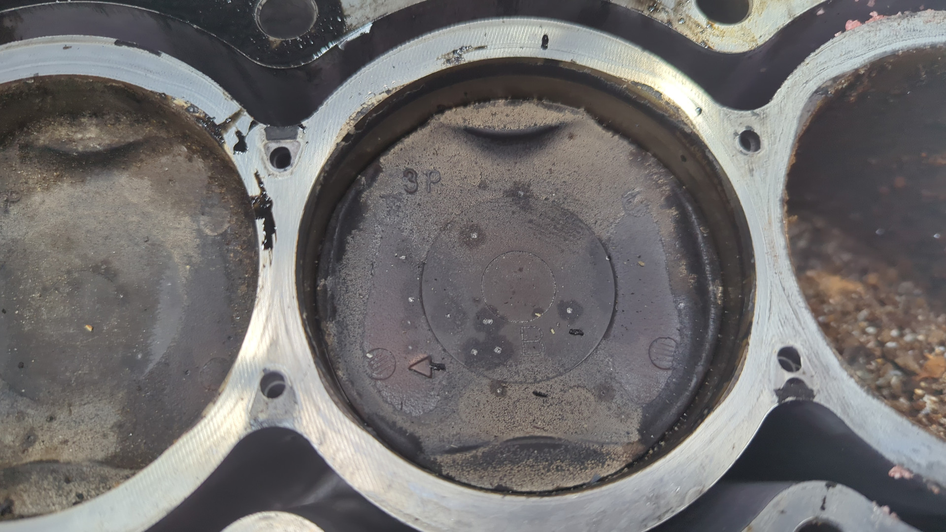 Блок двигателя