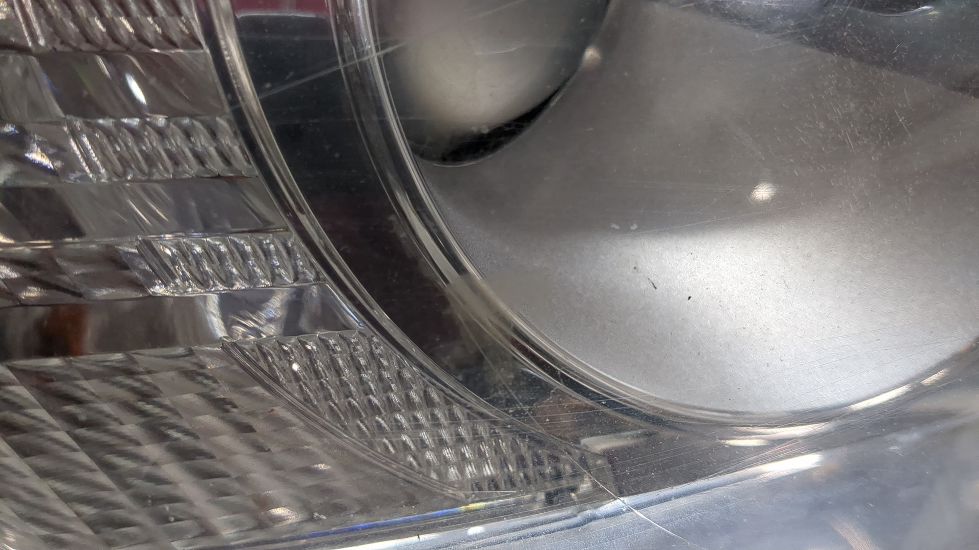 Фара правая