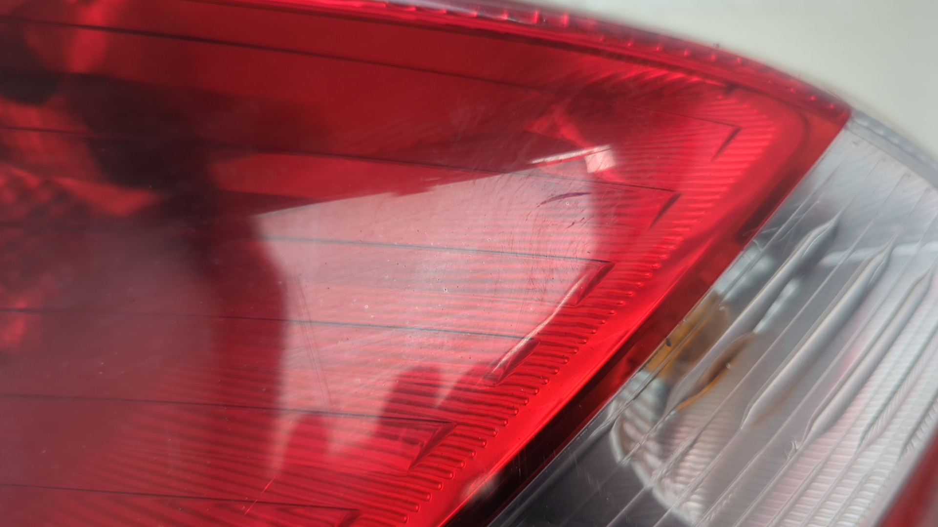 Фонарь задний левый