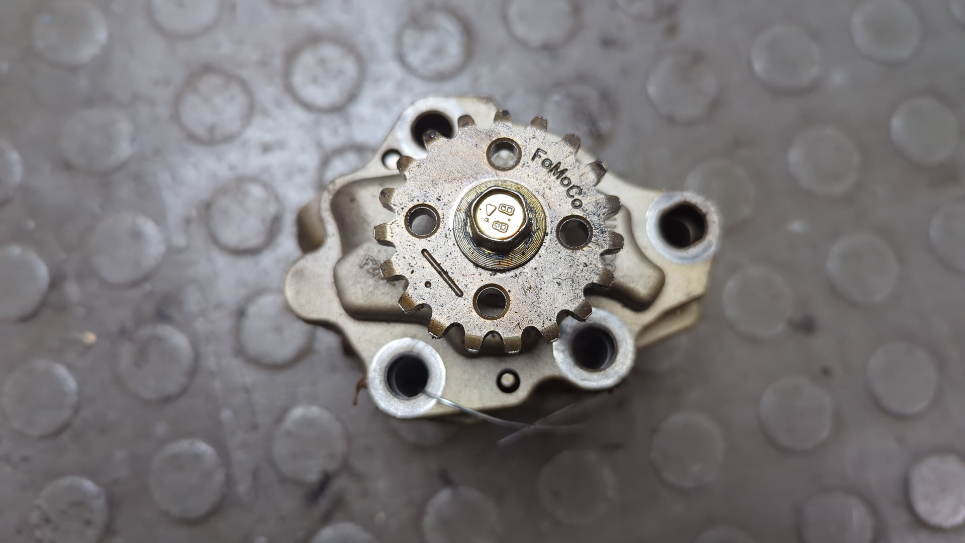 Насос масляный