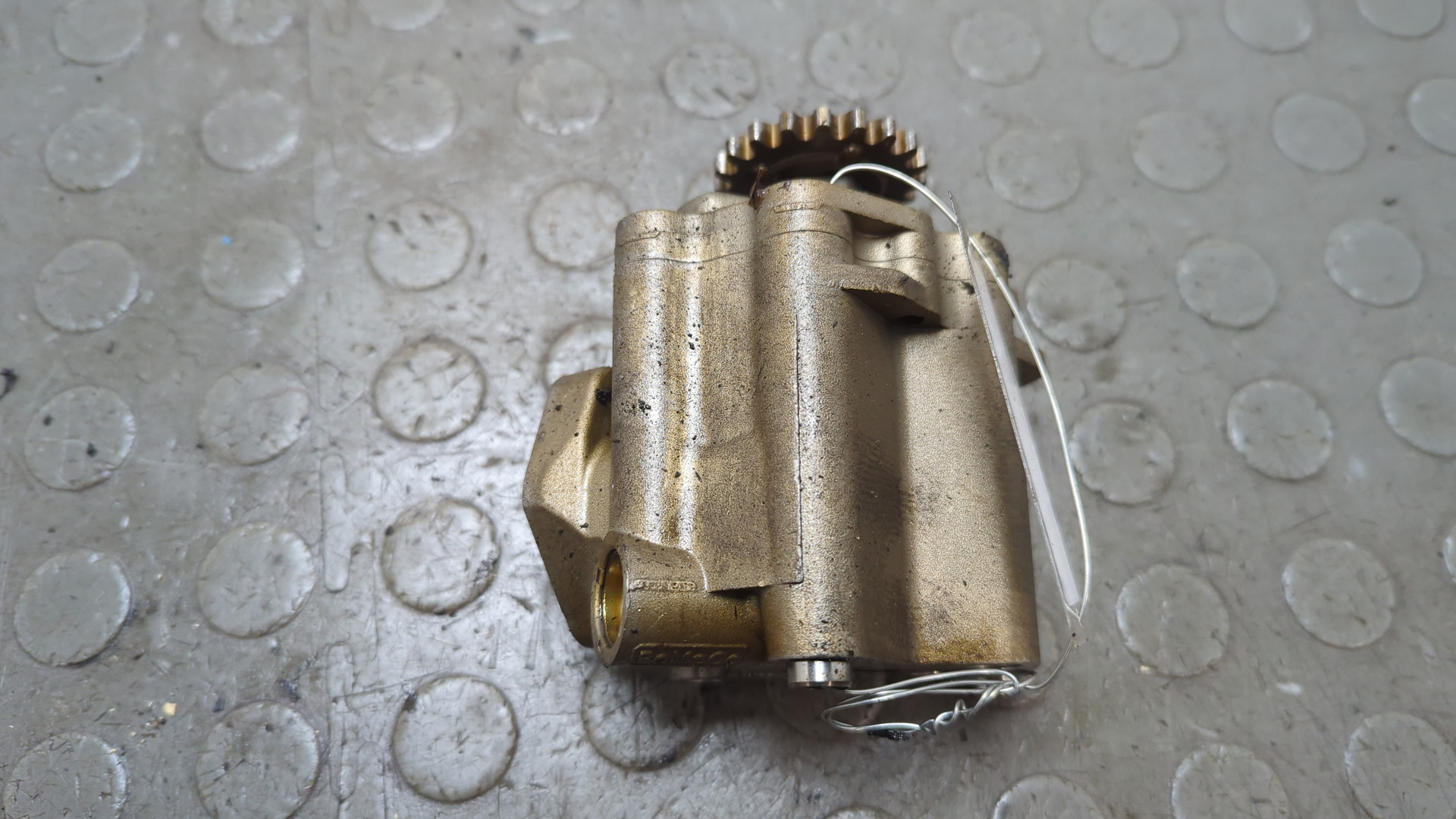 Насос масляный