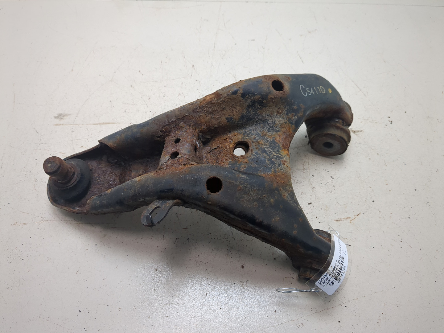 Рычаг задний левый