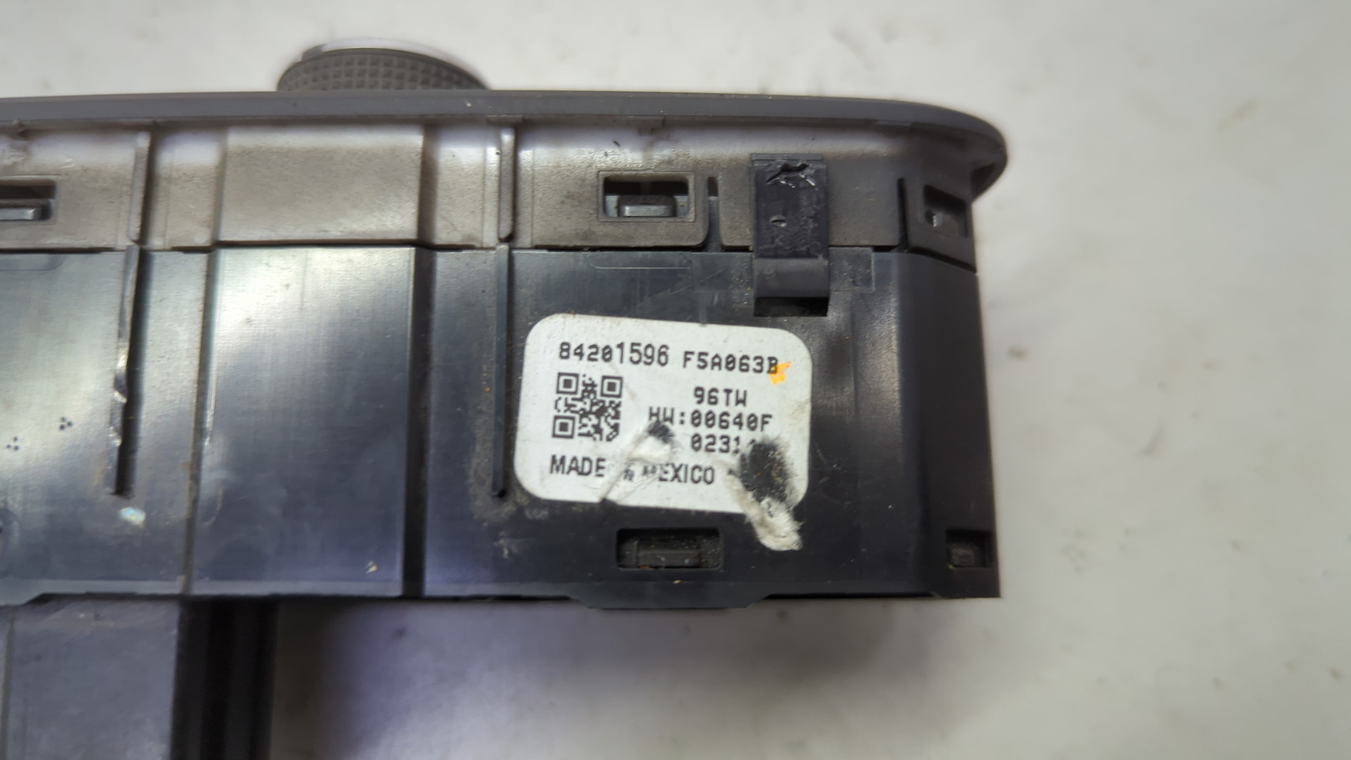 Переключатель света фар