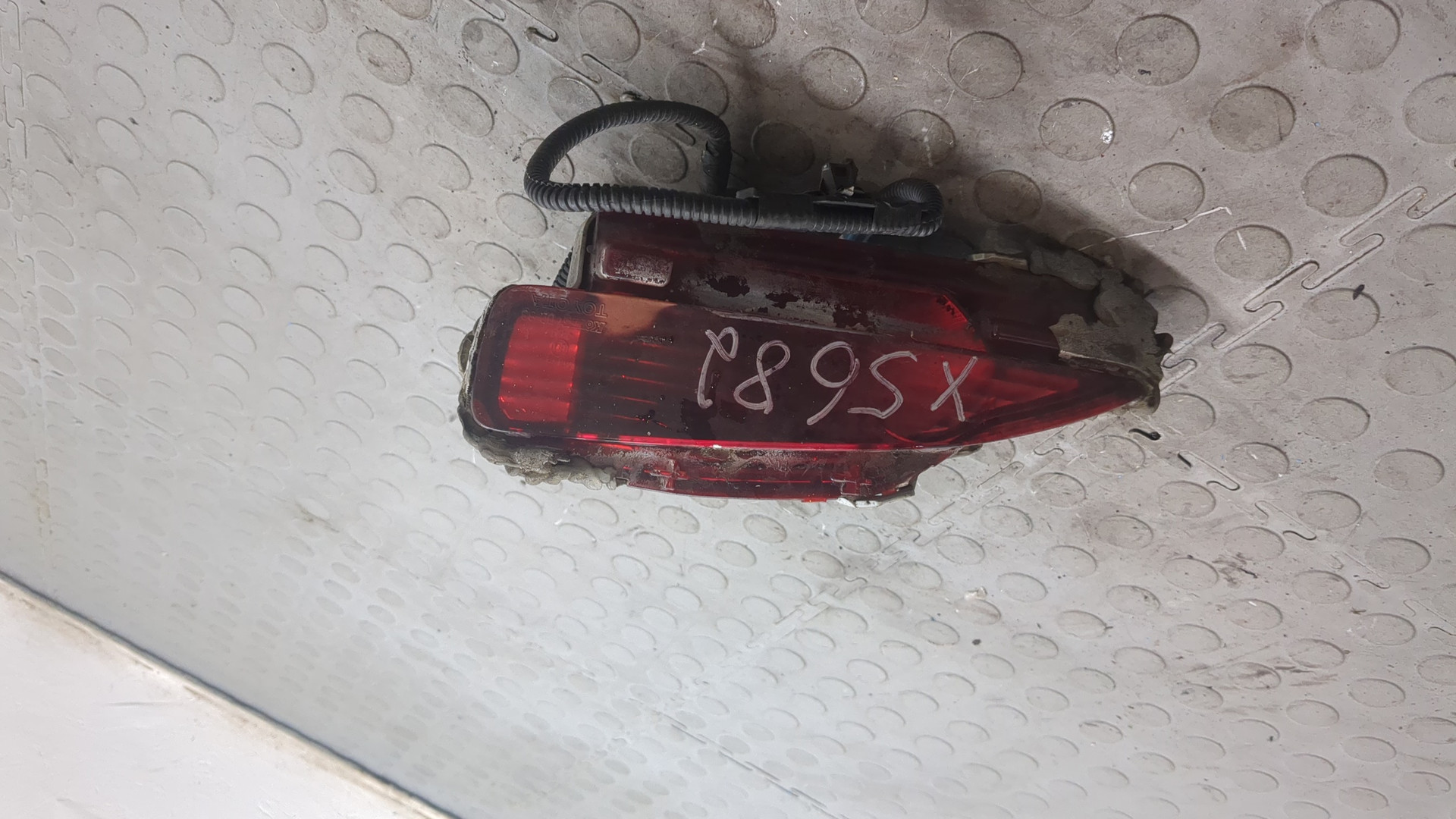 Фара противотуманная правая