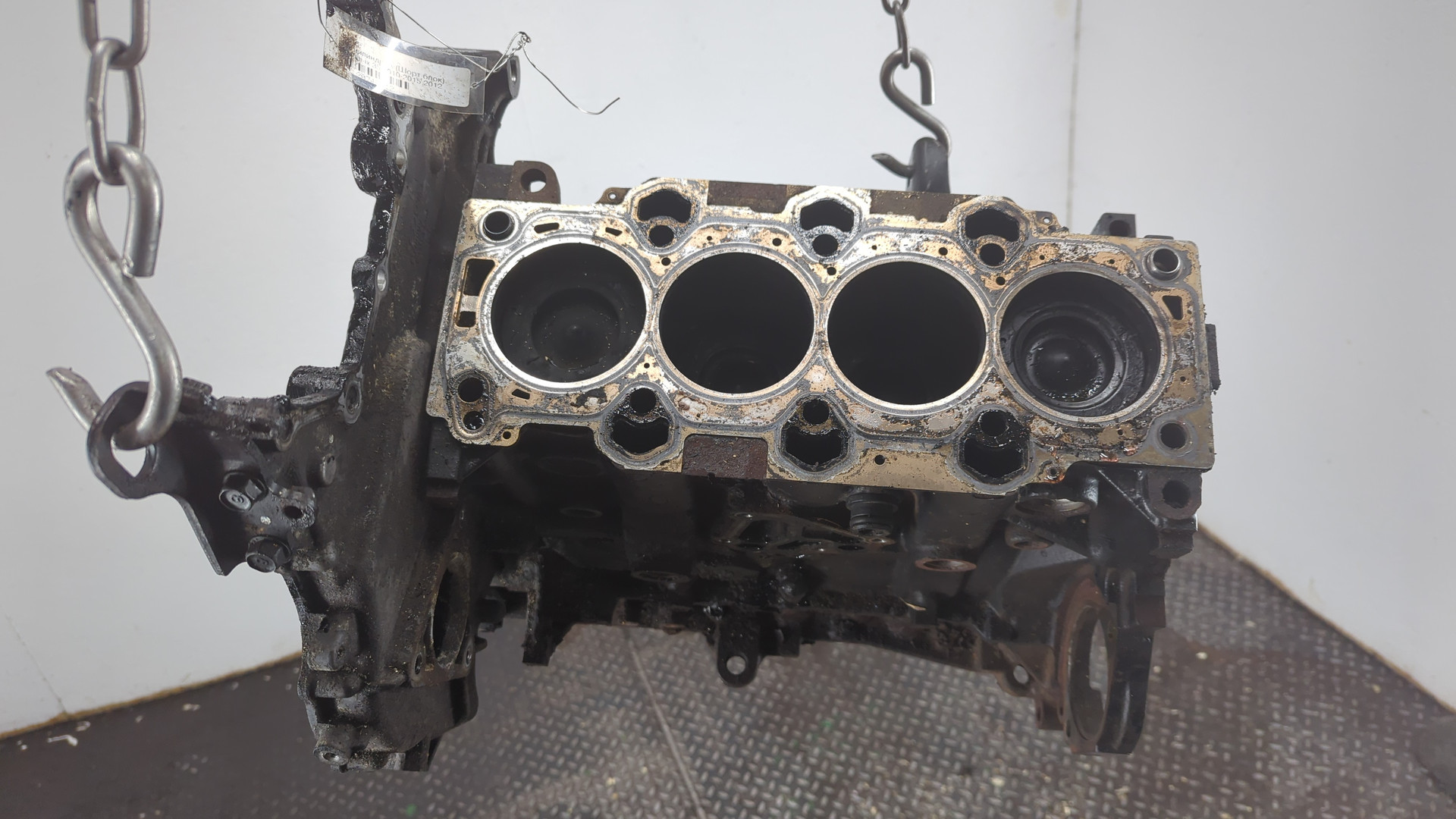 Блок двигателя