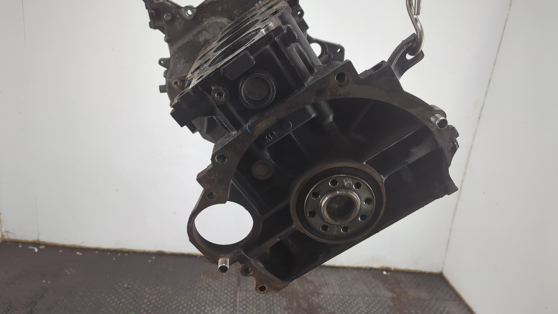 Блок двигателя