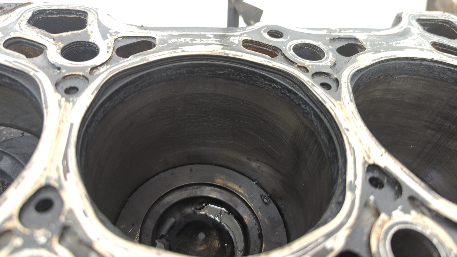 Блок двигателя