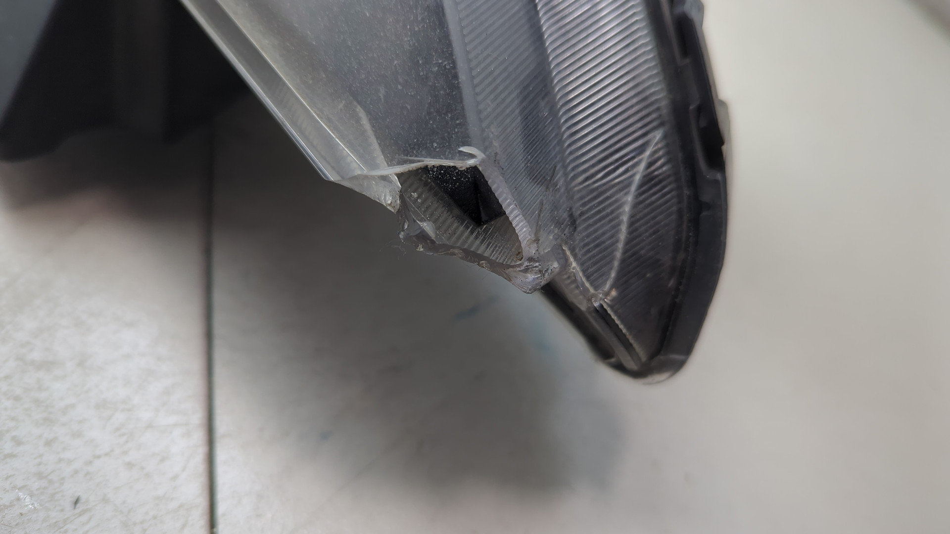 Фара правая