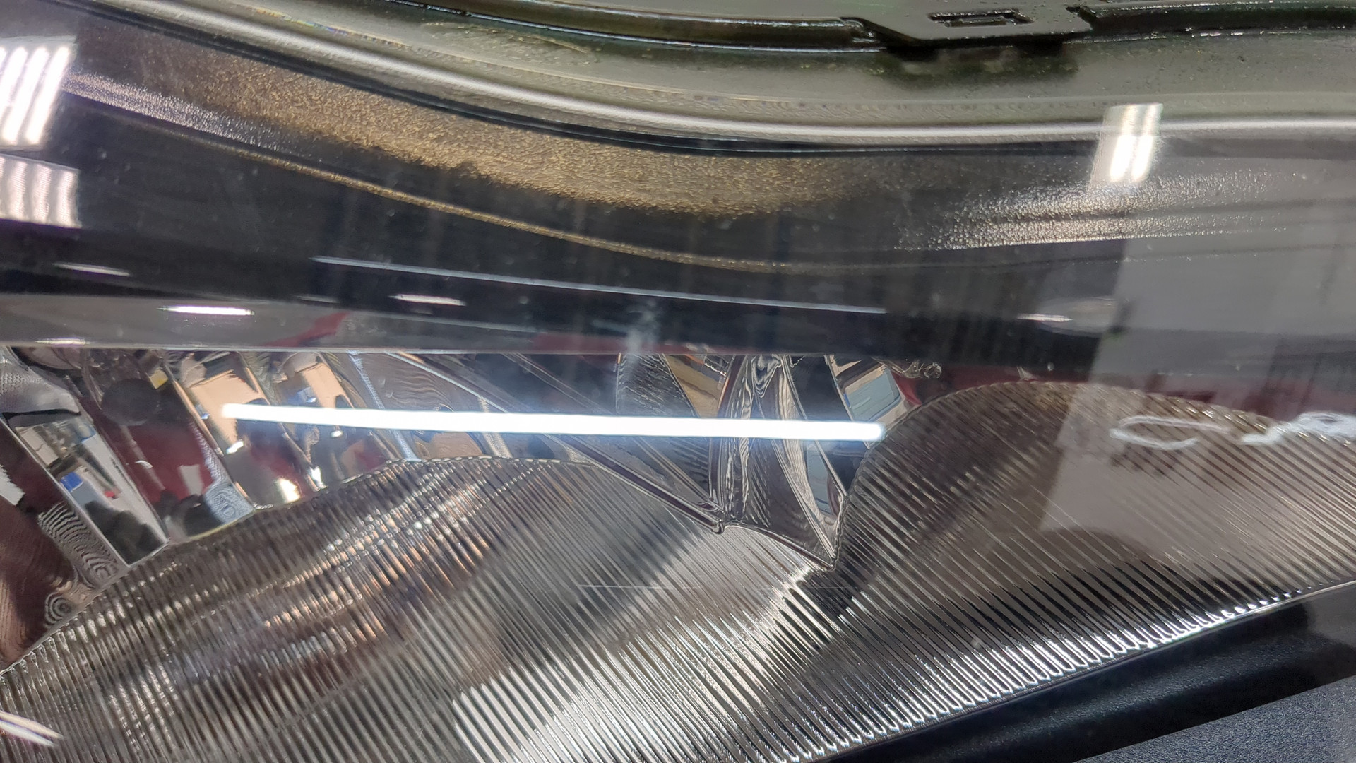 Фара правая