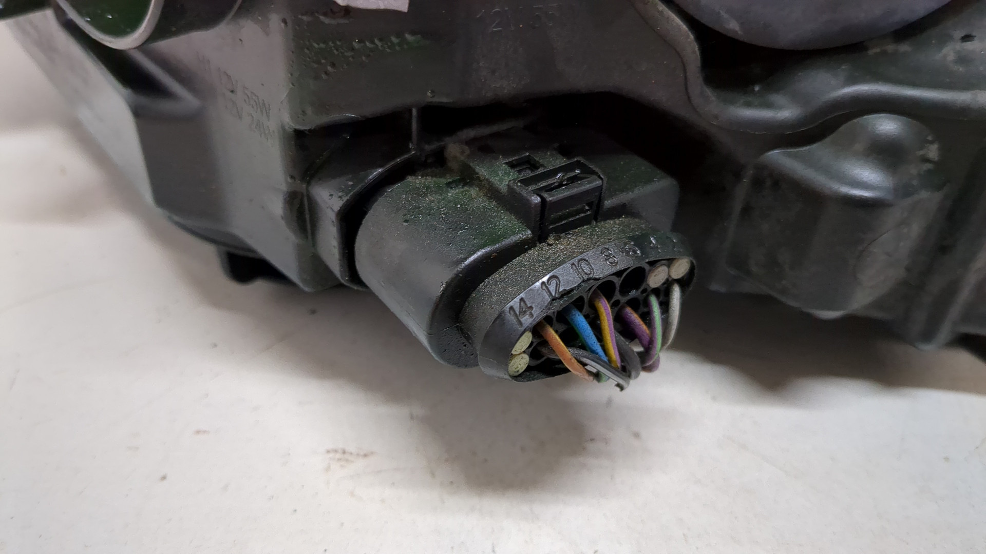 Фара правая