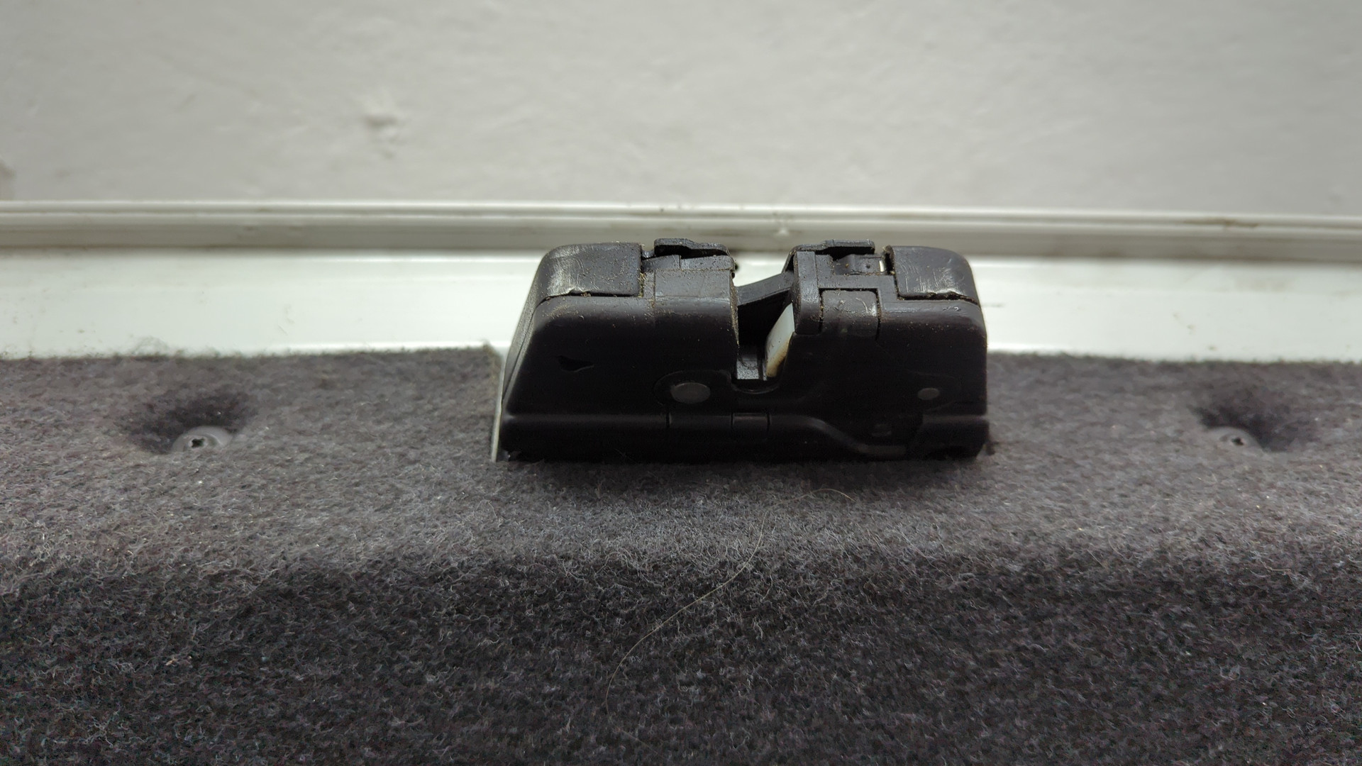 Дверь багажника