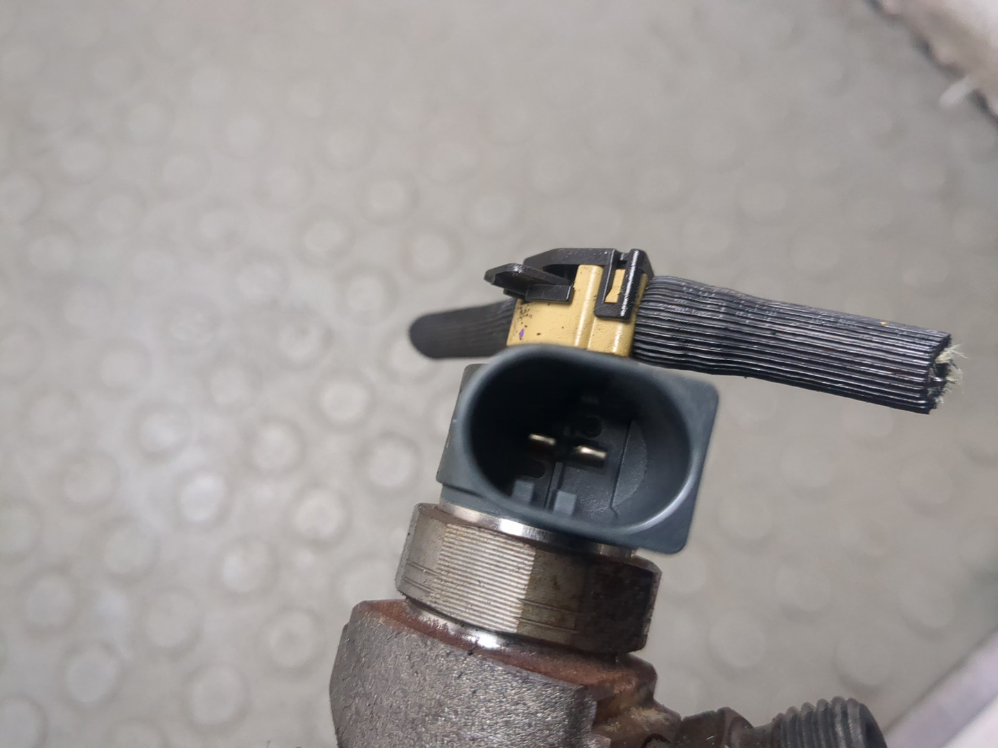 Форсунка дизельная электрическая