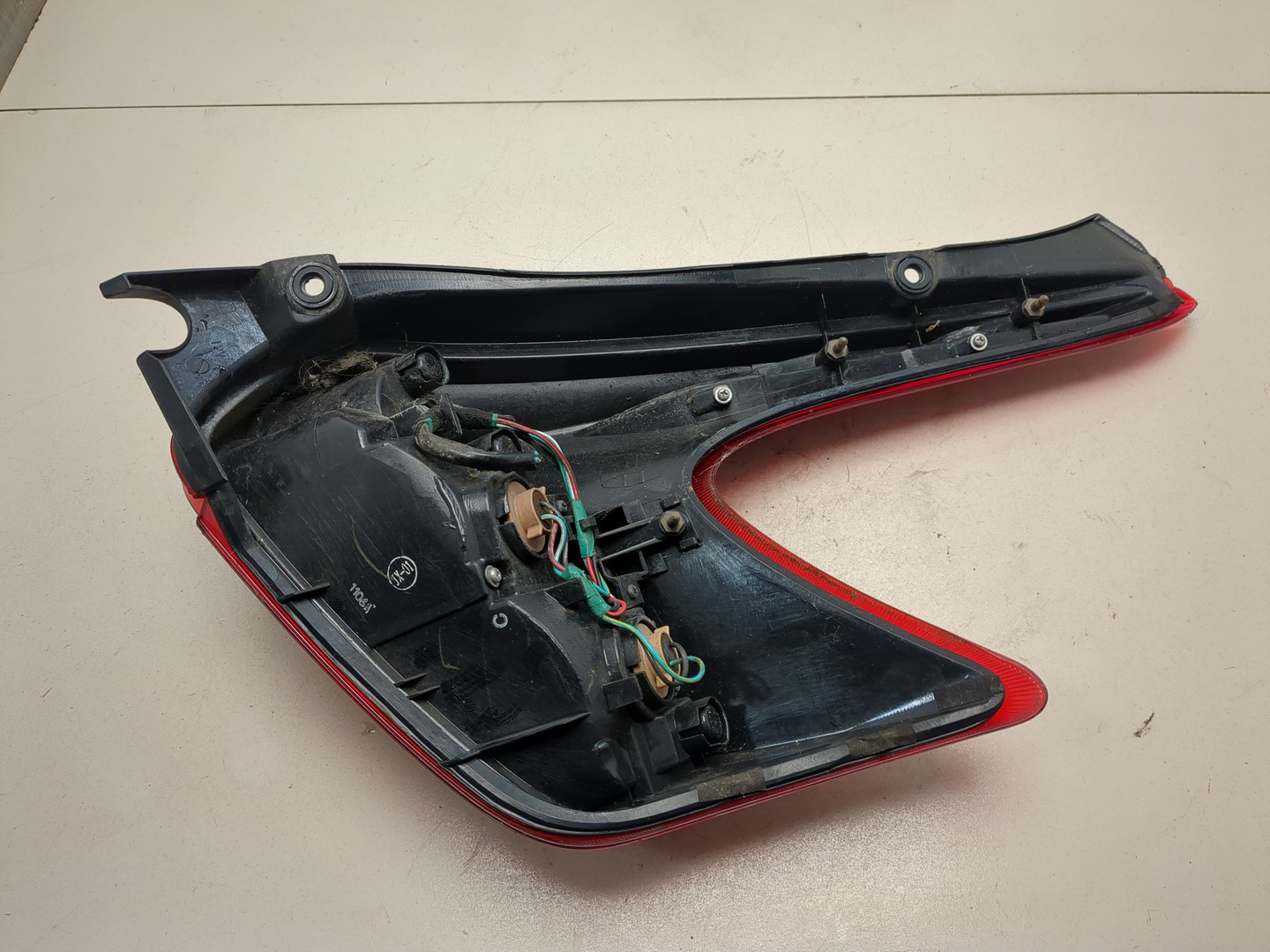 Фонарь задний левый