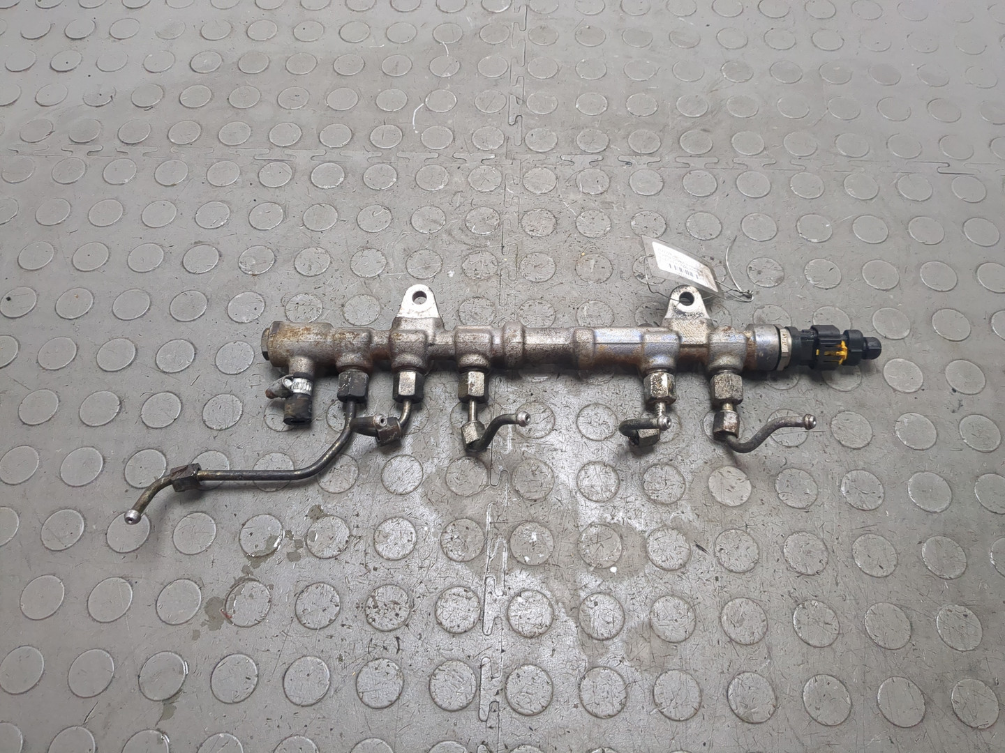 Рейка топливная (рампа)