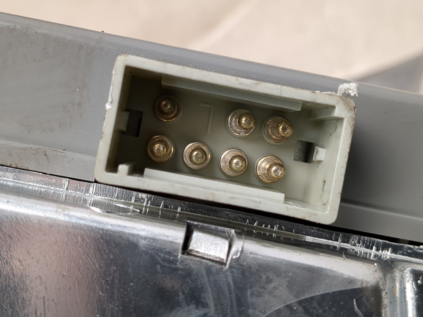 Фонарь задний левый