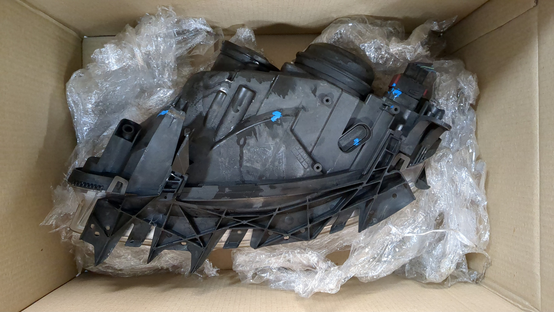 Фара правая