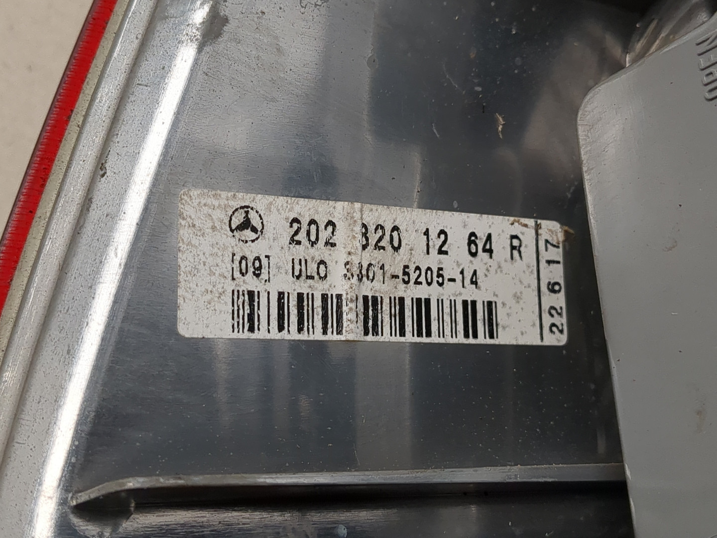 Фонарь задний правый