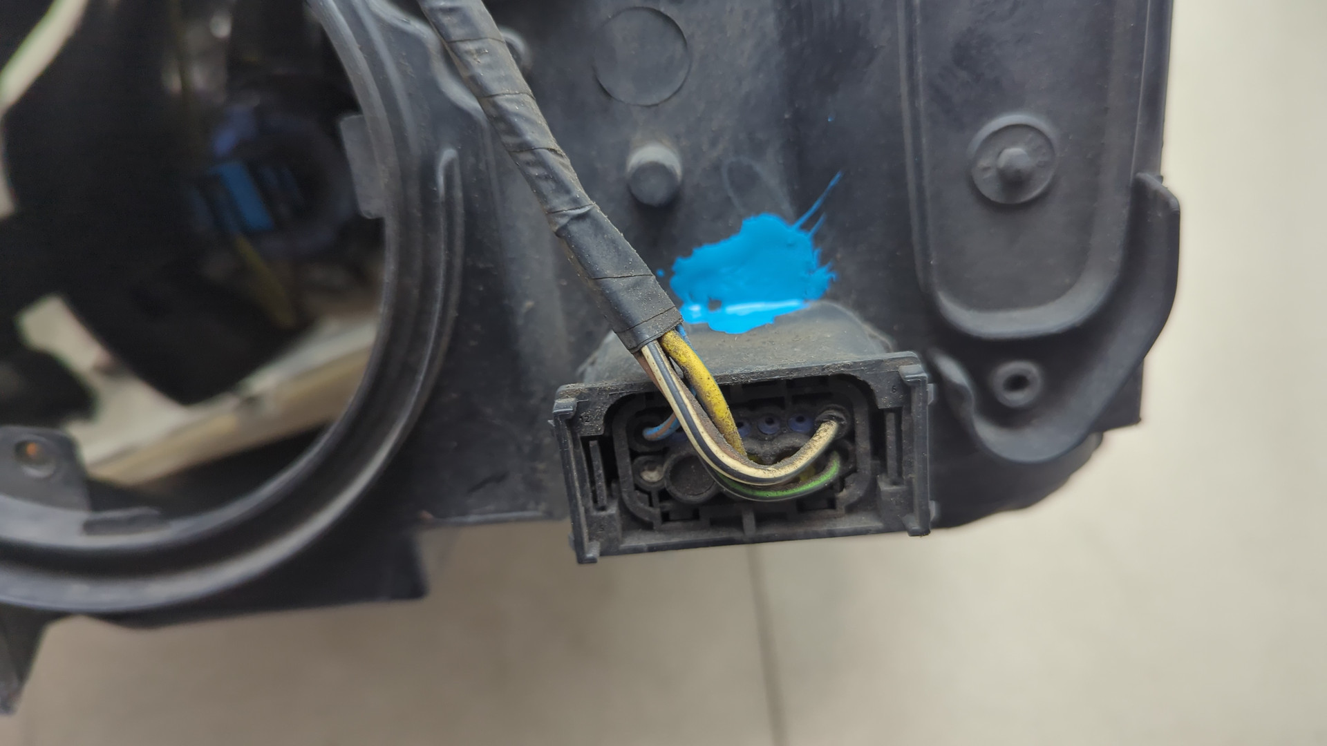 Фара правая