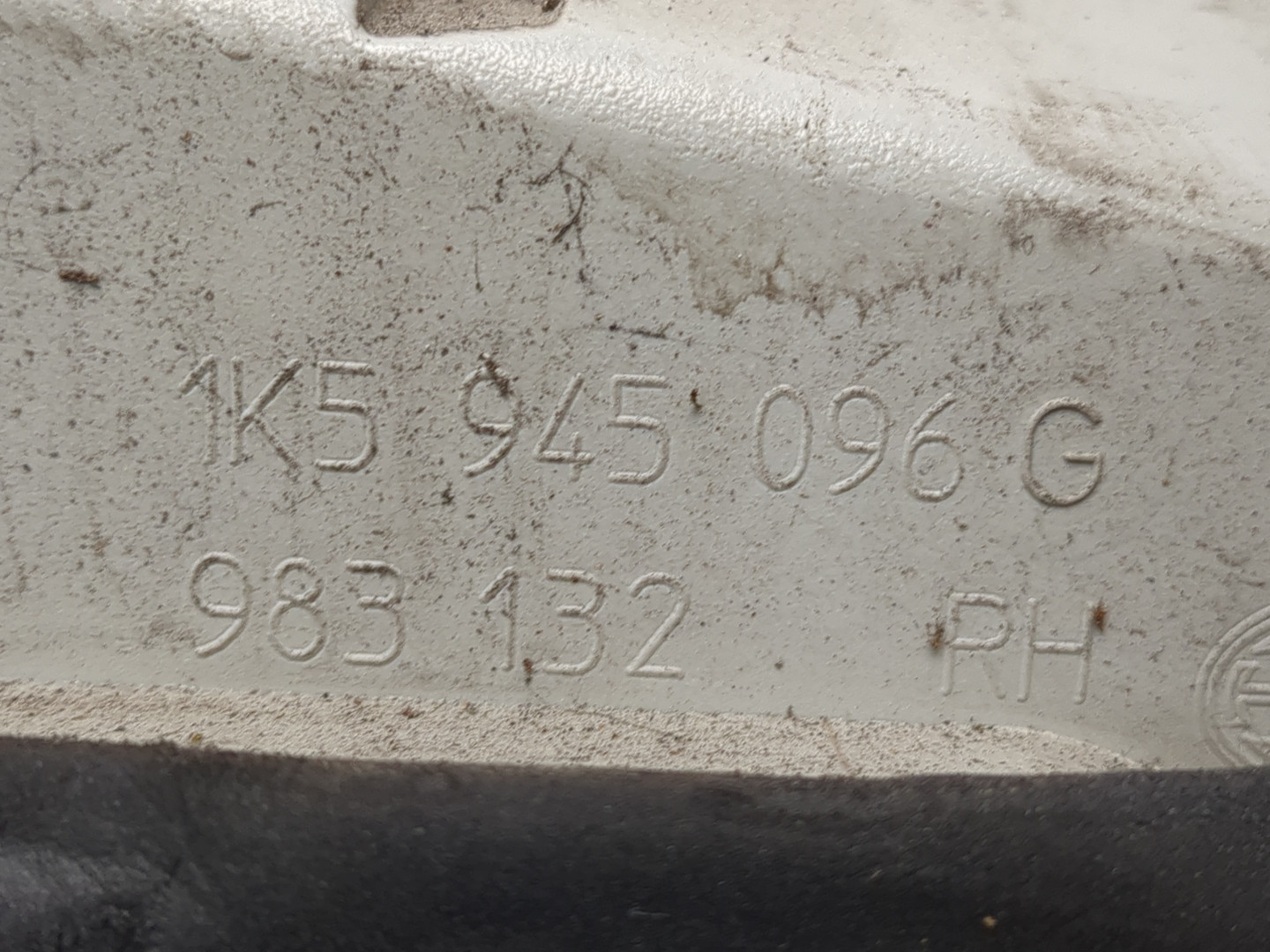 Фонарь задний правый