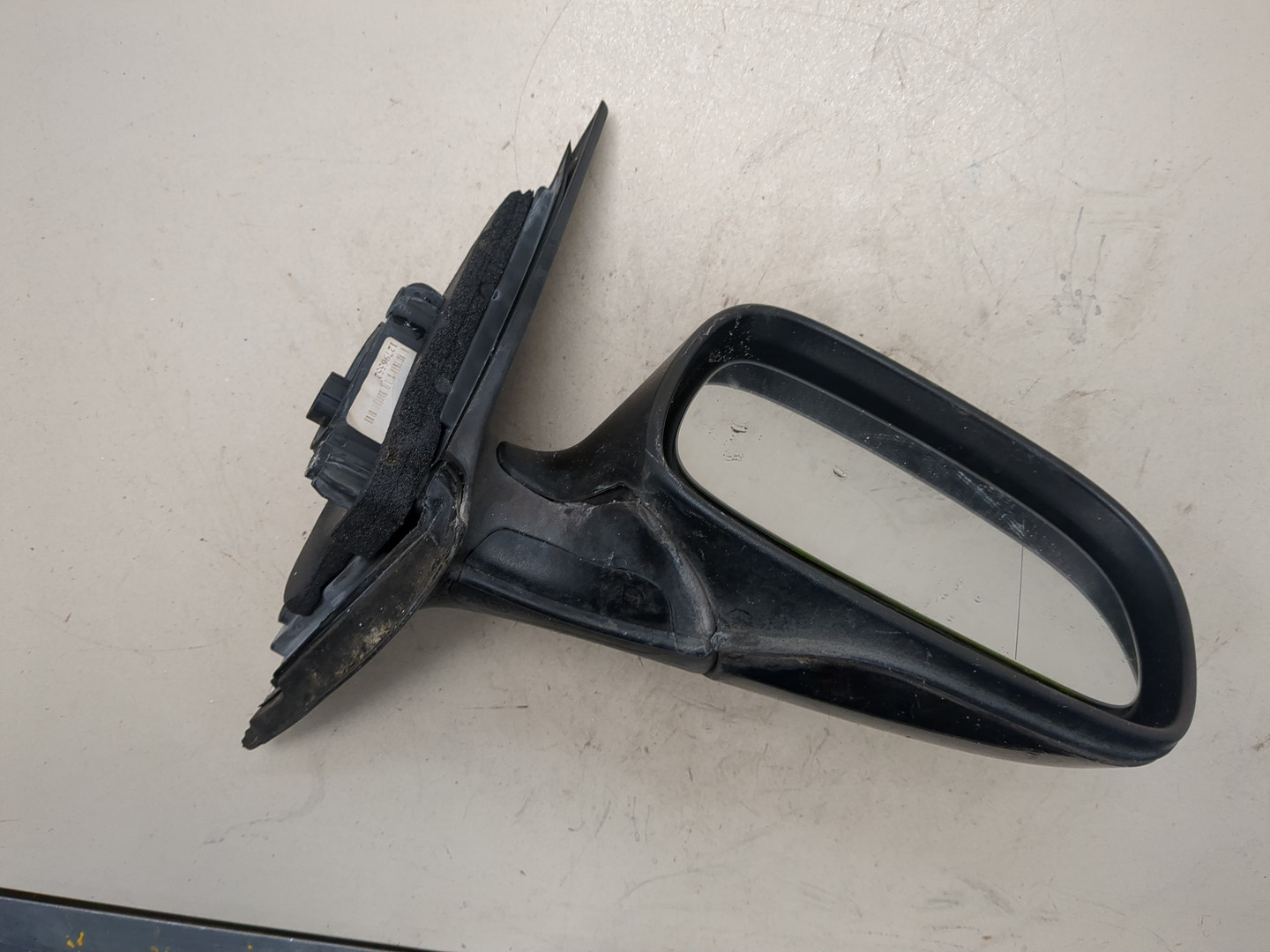 Зеркало правое электрическое