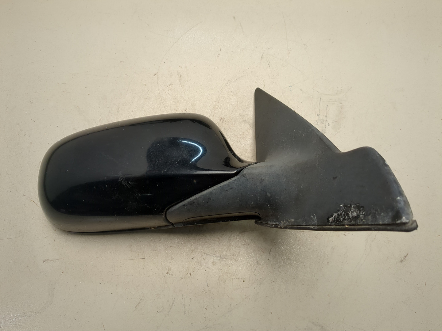 Зеркало правое электрическое