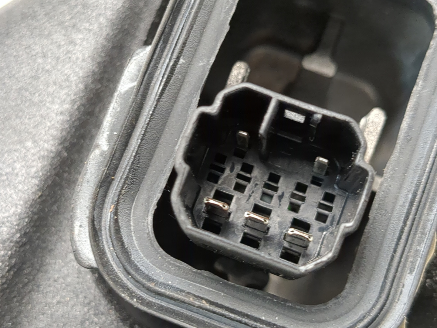 Зеркало правое электрическое