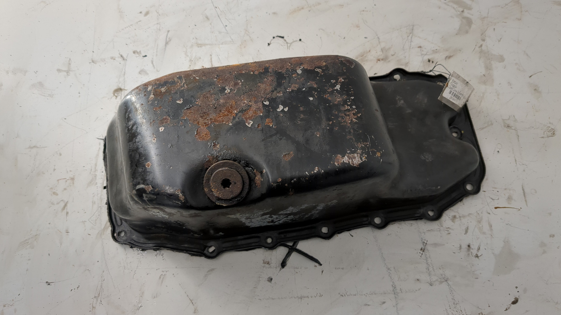 Поддон масляный двигателя (картер)