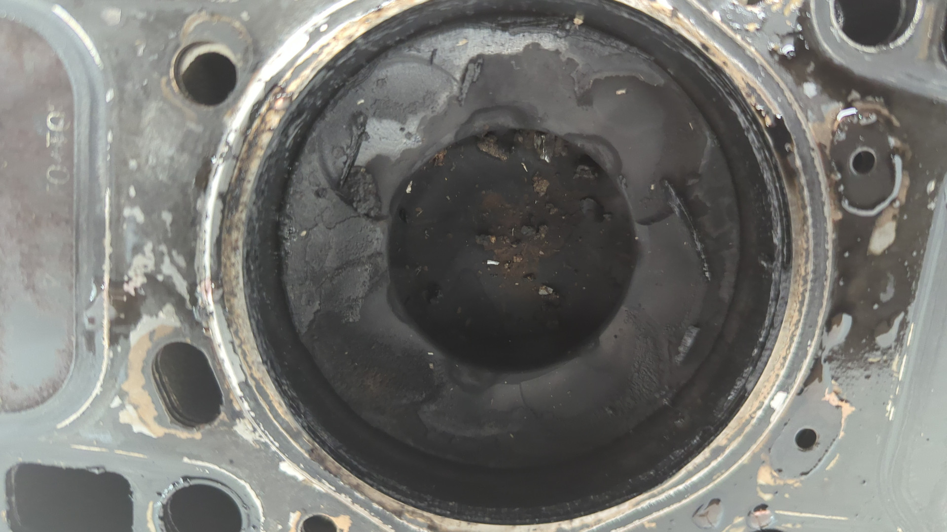 Блок двигателя