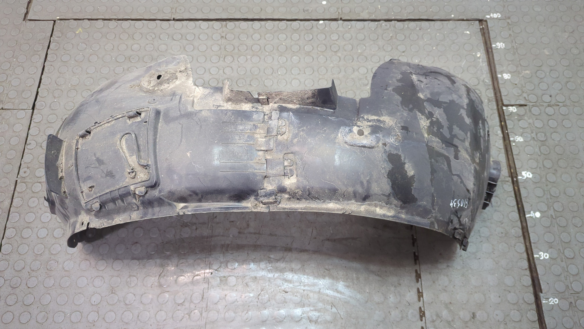 Локер передний левый