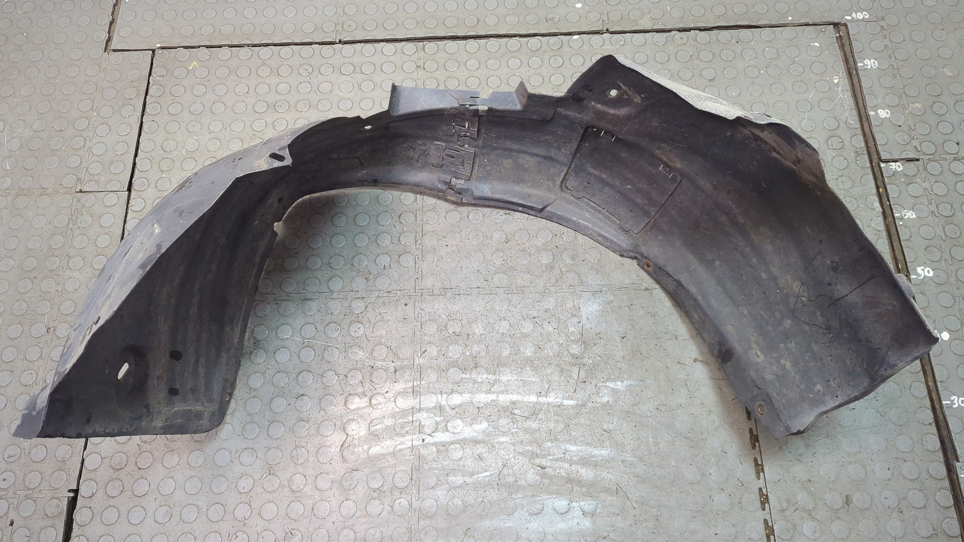 Локер передний левый