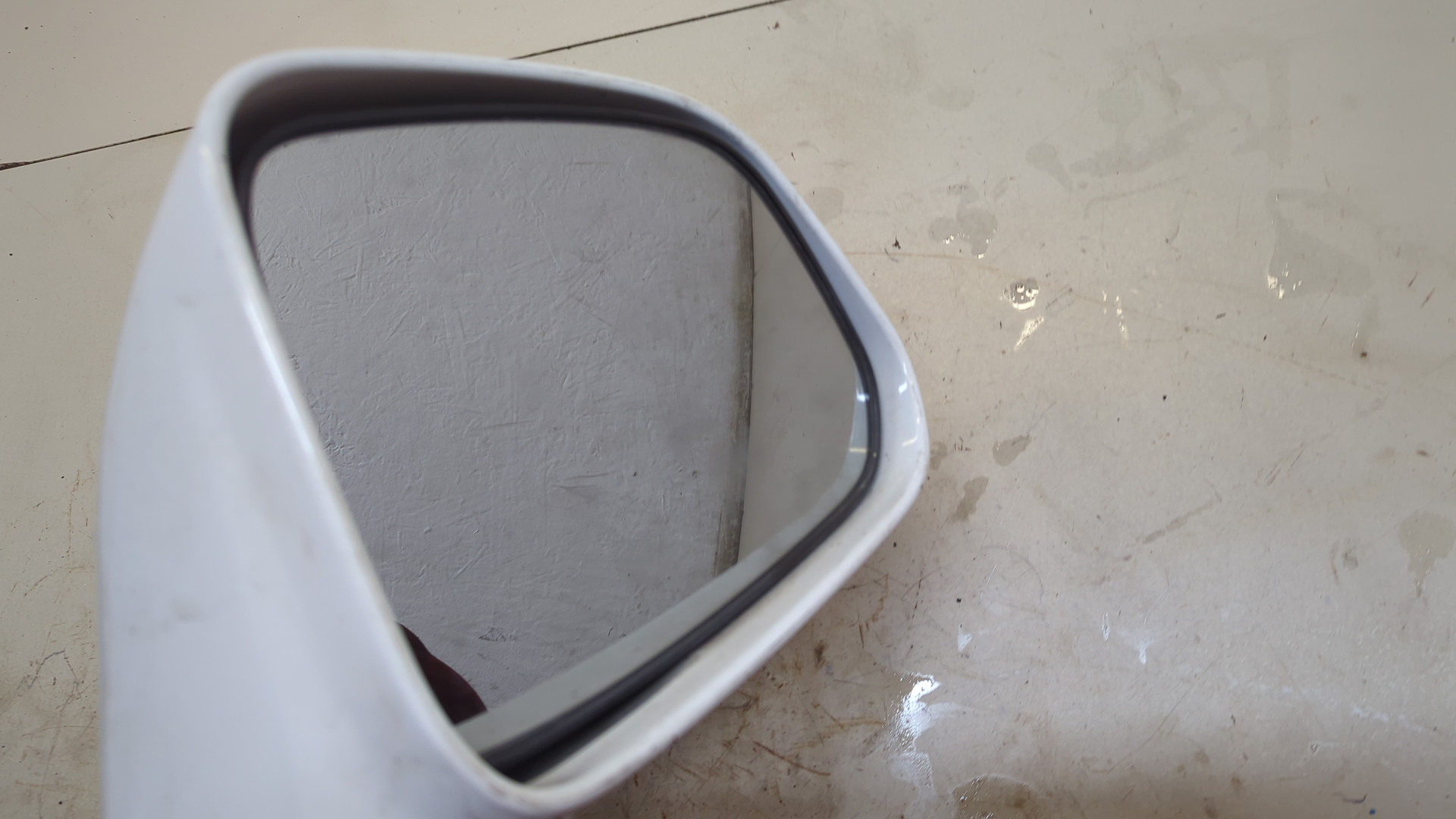 Зеркало правое электрическое