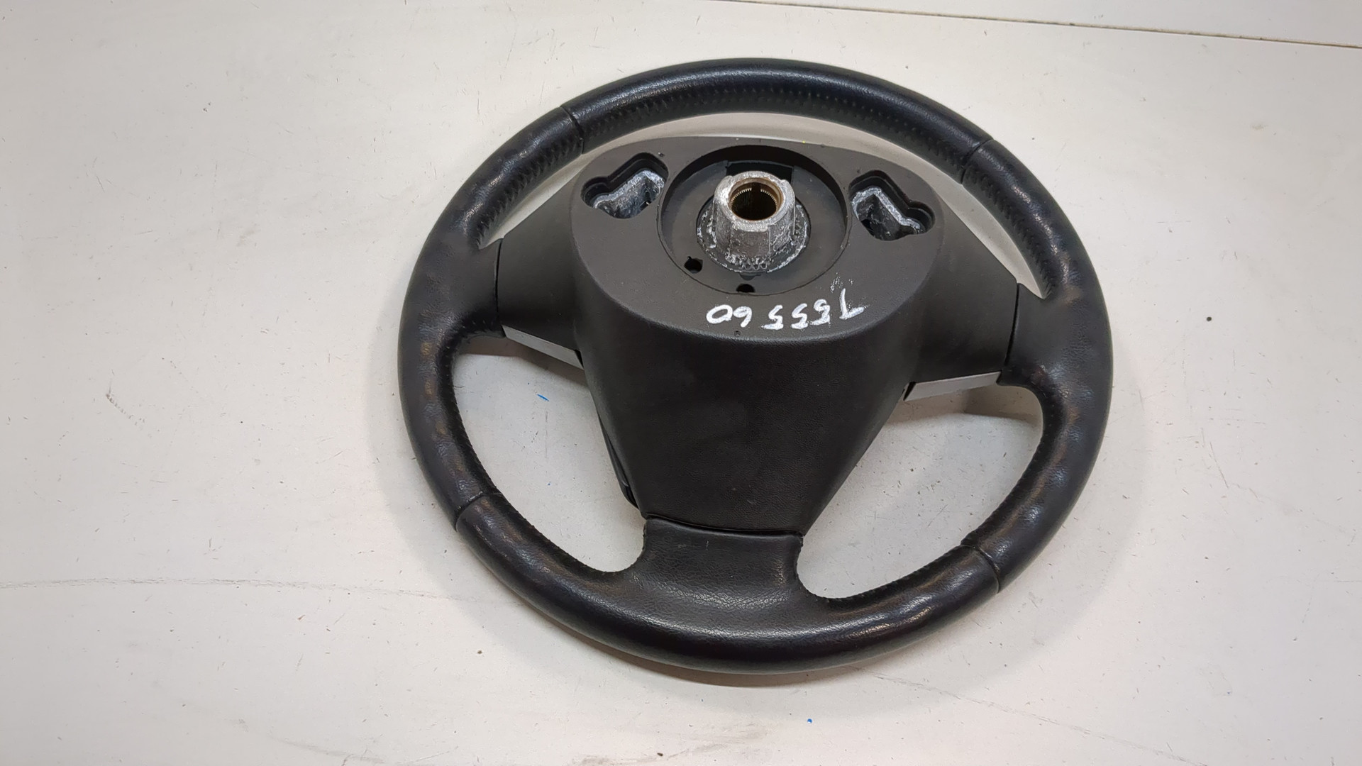 Рулевое колесо (руль)