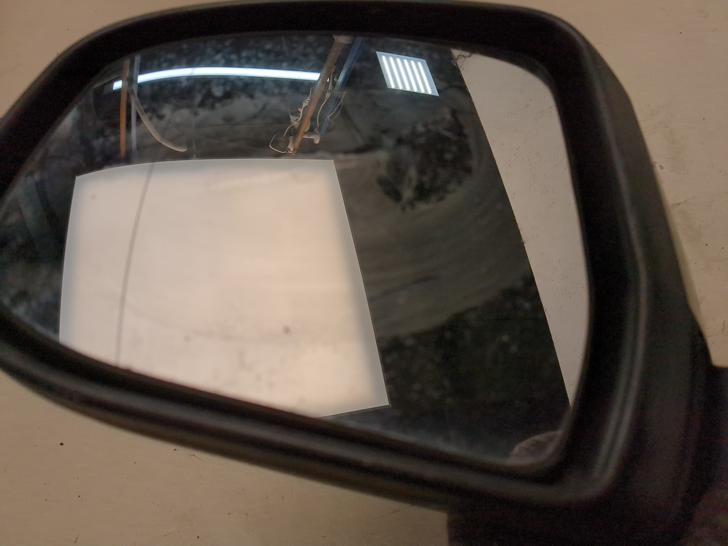 Зеркало левое электрическое