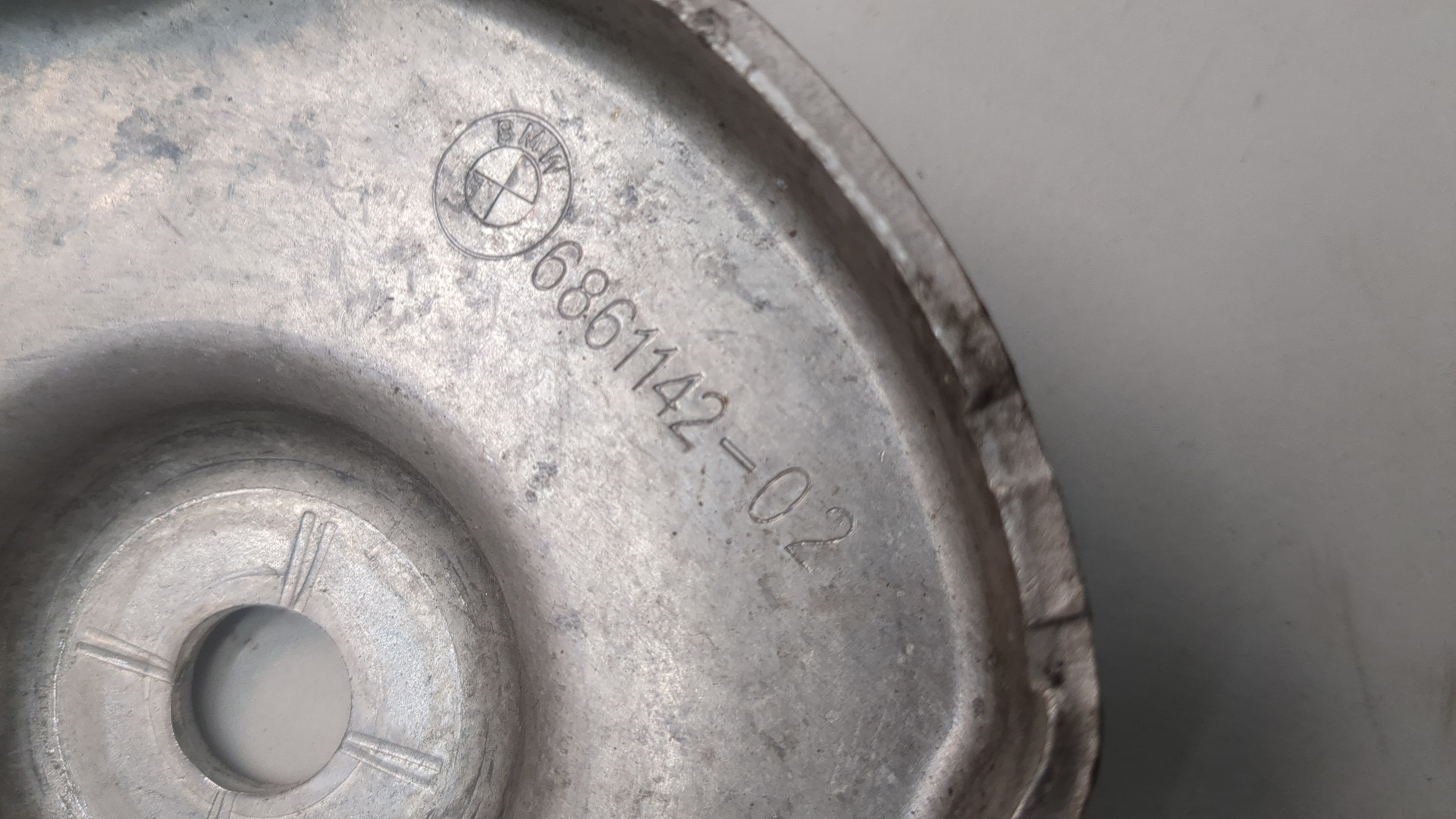 Кронштейн передней балки