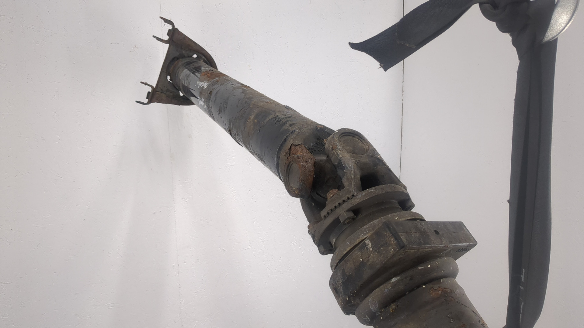 Вал карданный задний