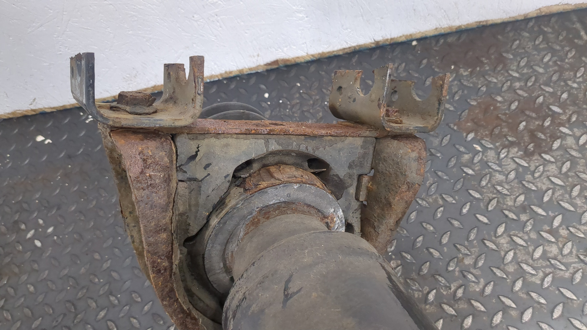 Вал карданный задний