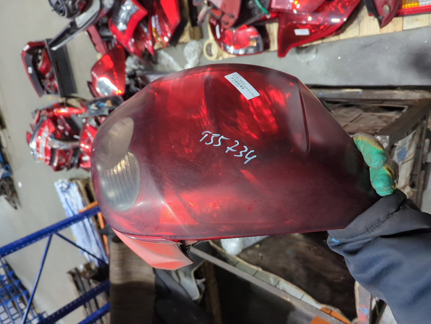 Фонарь задний правый