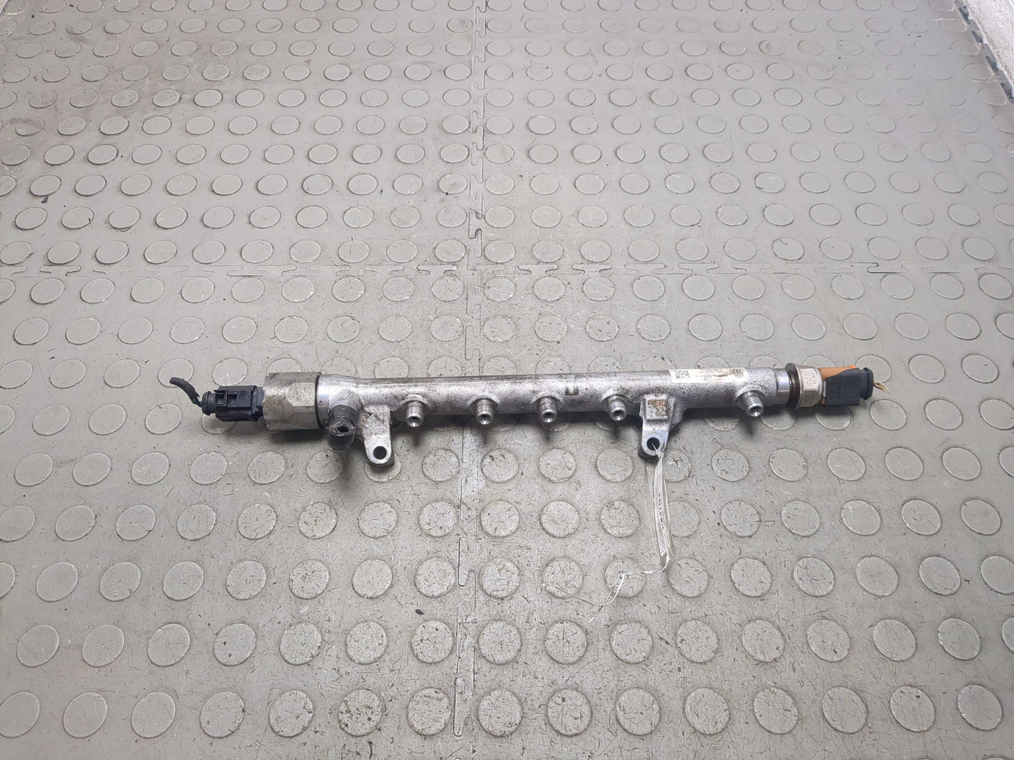 Рейка топливная (рампа)