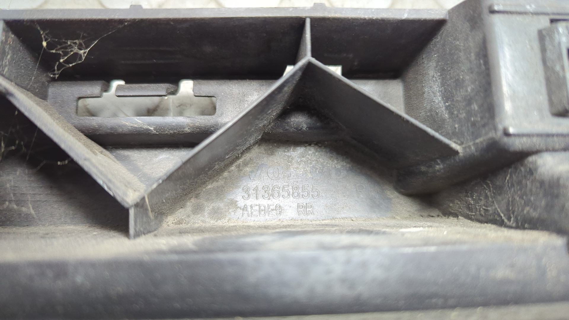 Кронштейн (сопут. товар)