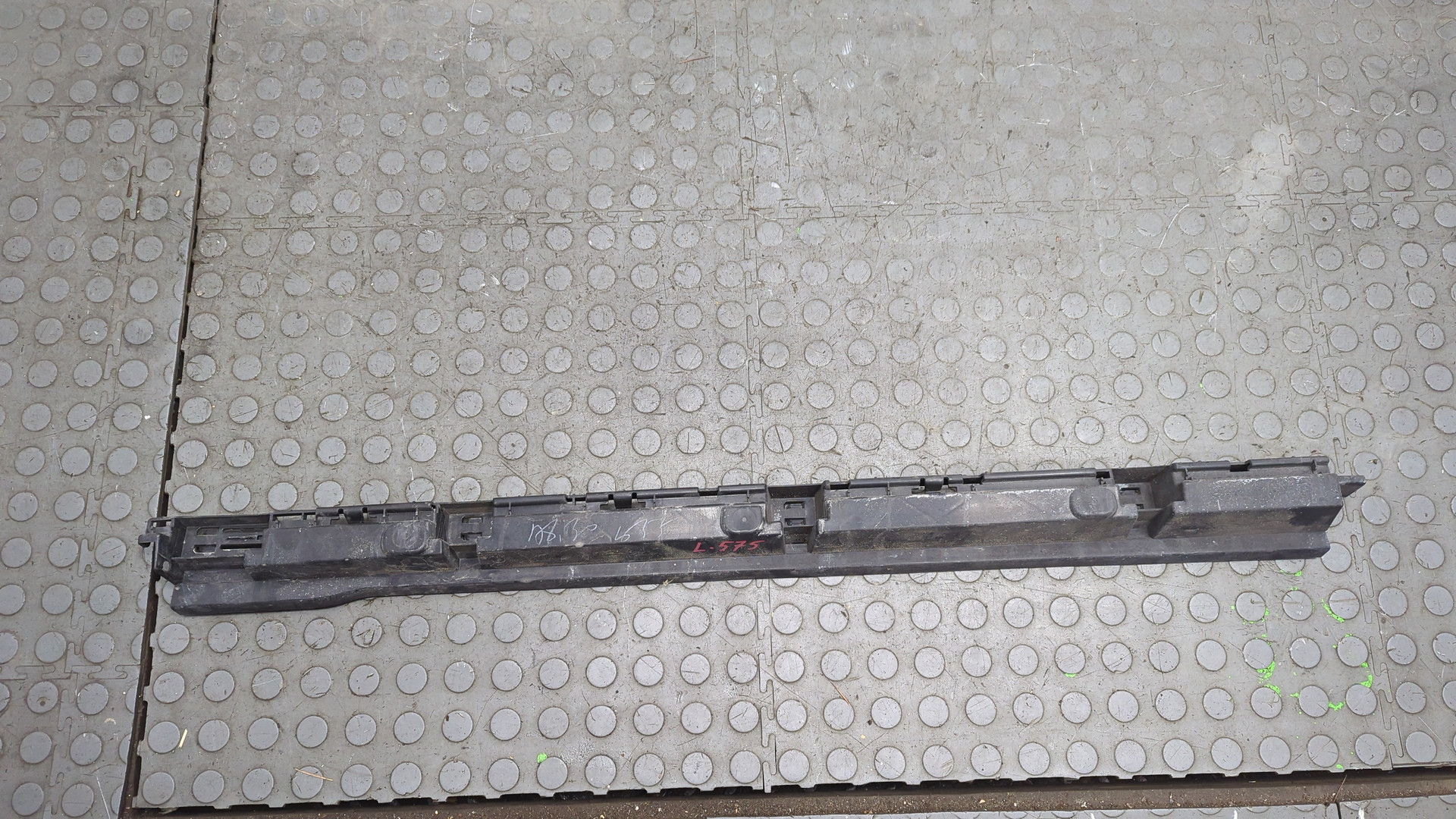 Кронштейн (сопут. товар)