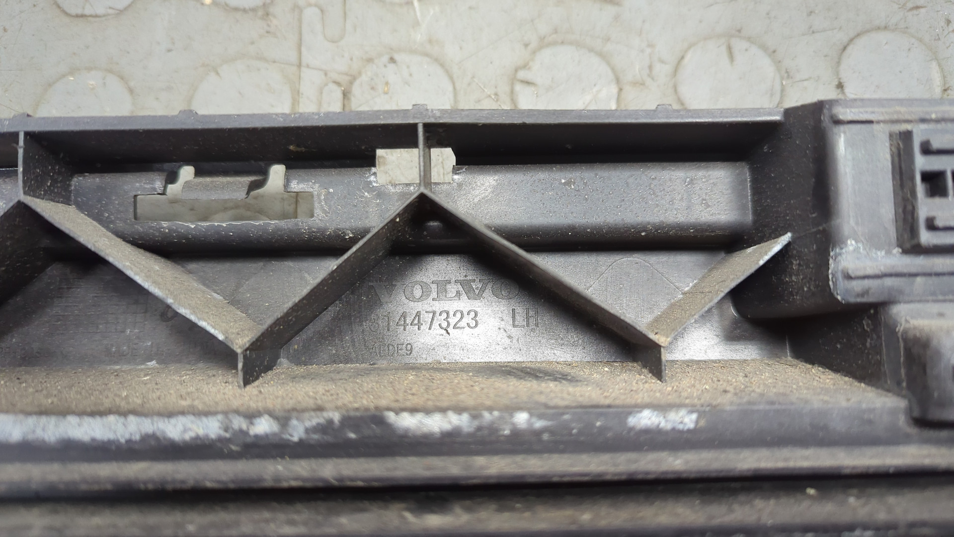 Кронштейн (сопут. товар)