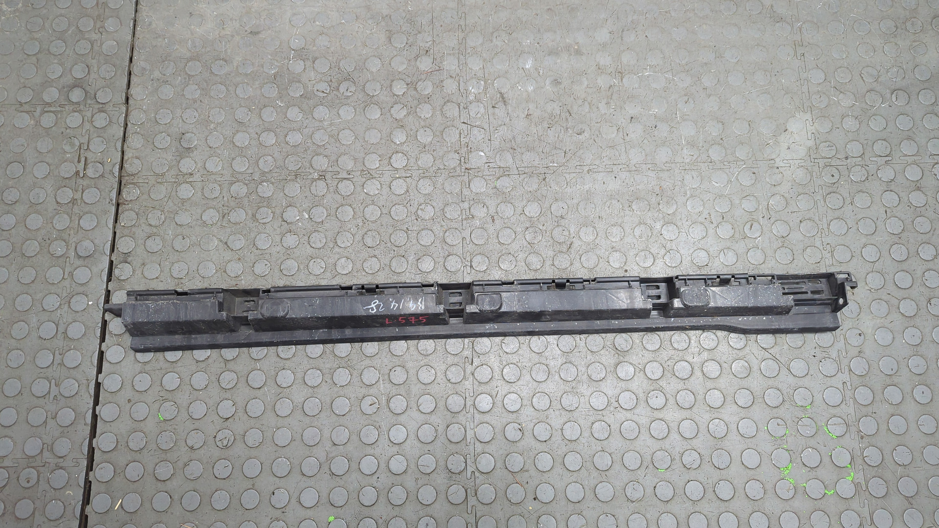 Кронштейн (сопут. товар)