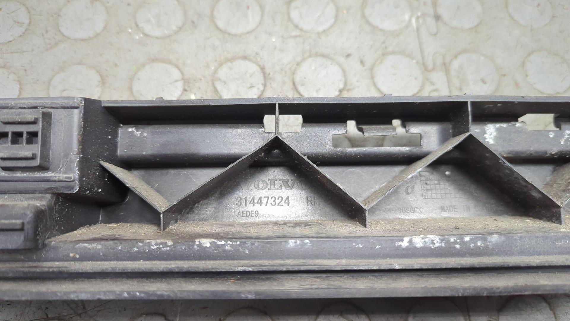 Кронштейн (сопут. товар)